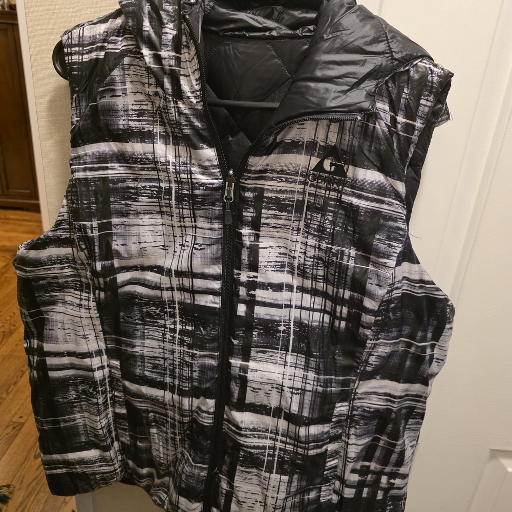 Gerry Weber Men's Black and White Patterned Vest Reversalable